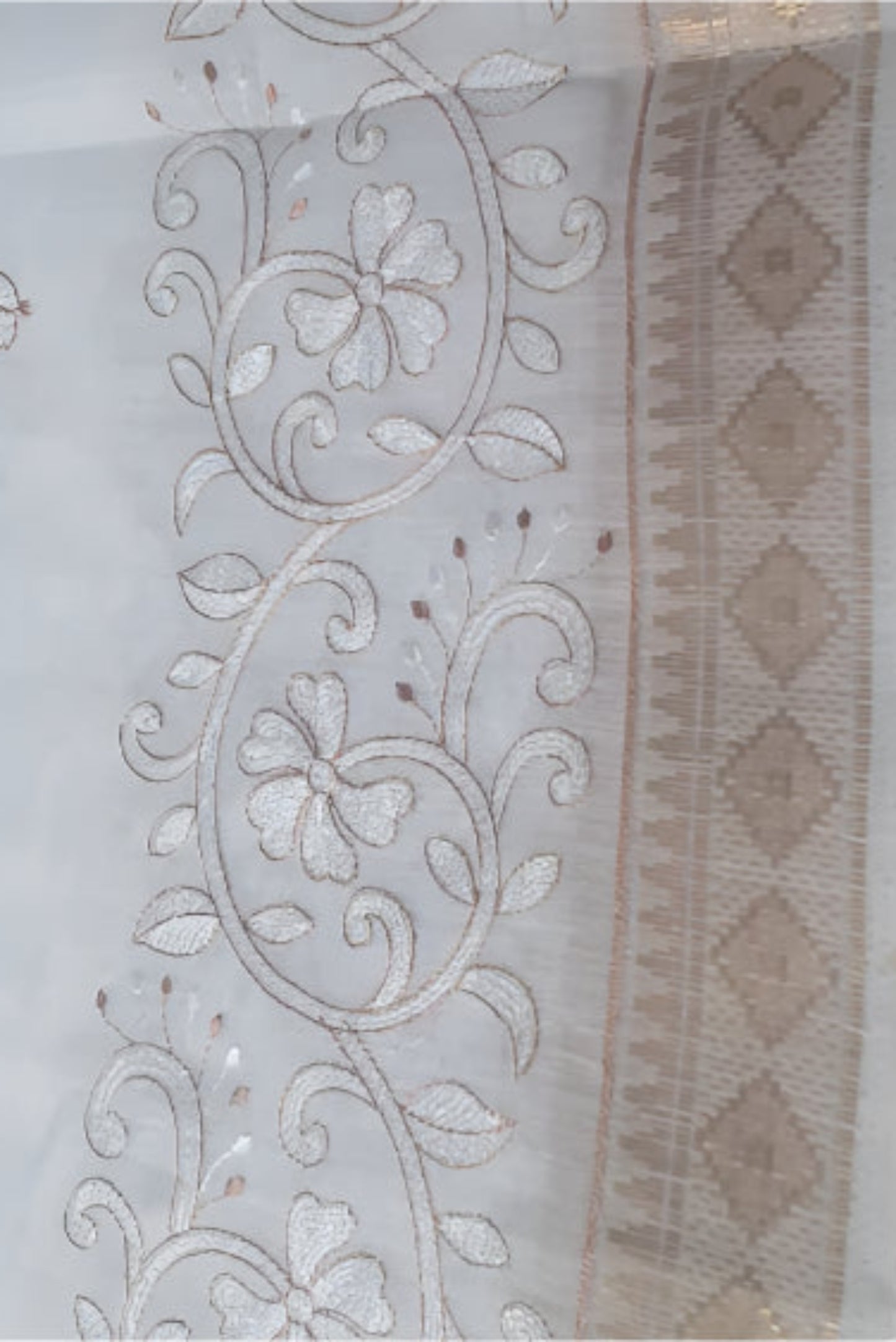 White Golden Sari Kerala cotton saree