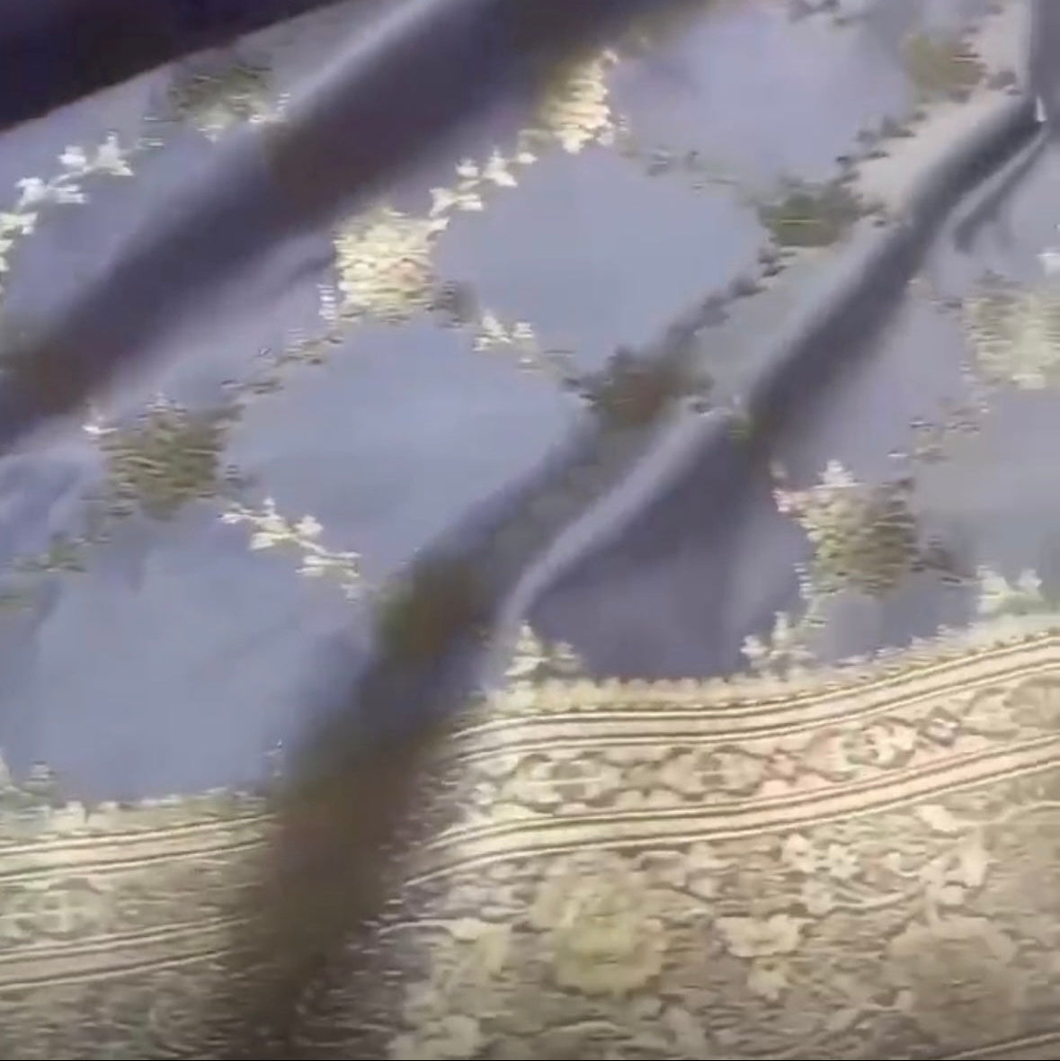Lilac Pure Banarasi Silk Saree