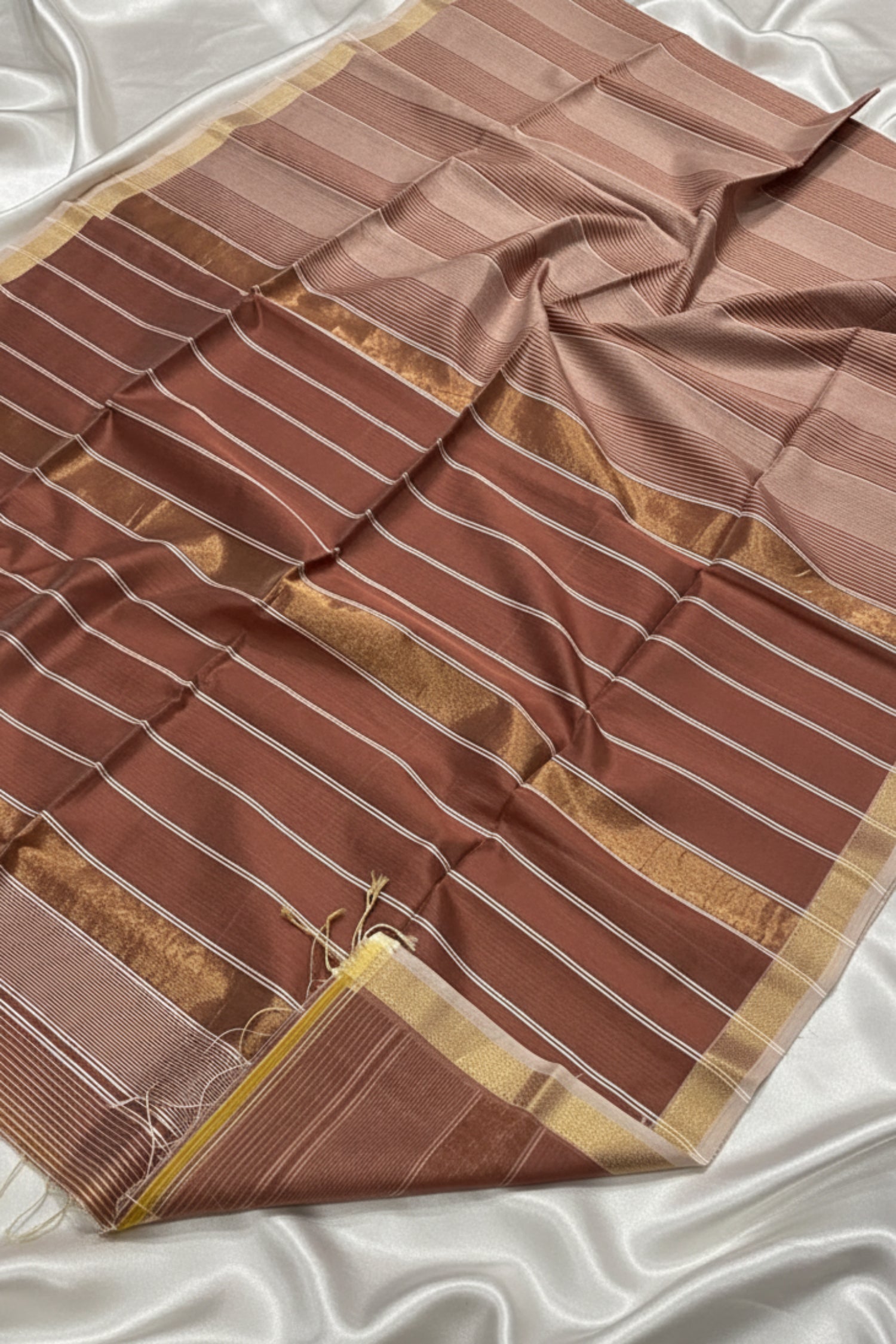 Brown Maheshwari Silk Cotton Saree