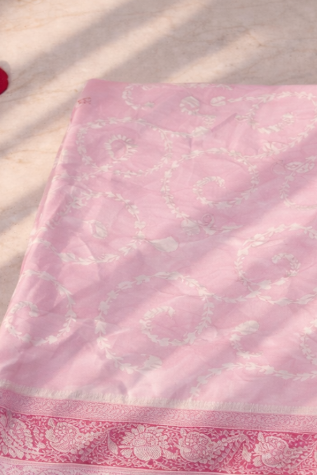 Pink Saree with SIlver zari embroidery