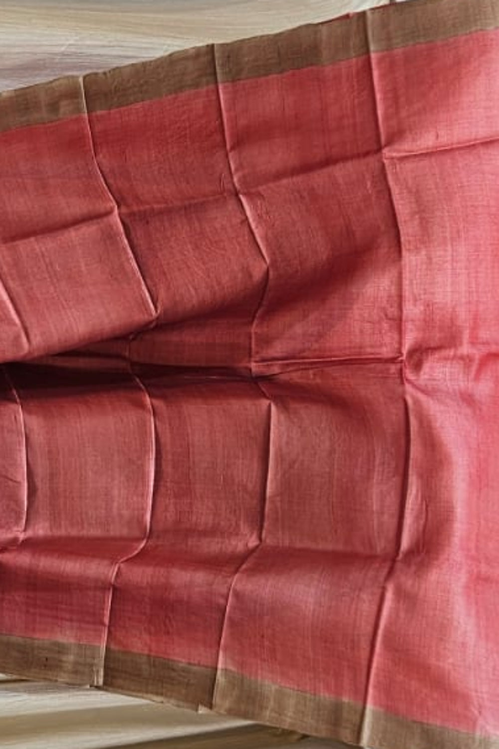 Pure_Tussar_Handloom_Saree_with_Hand_Pen_Kalamkari_Pallu_