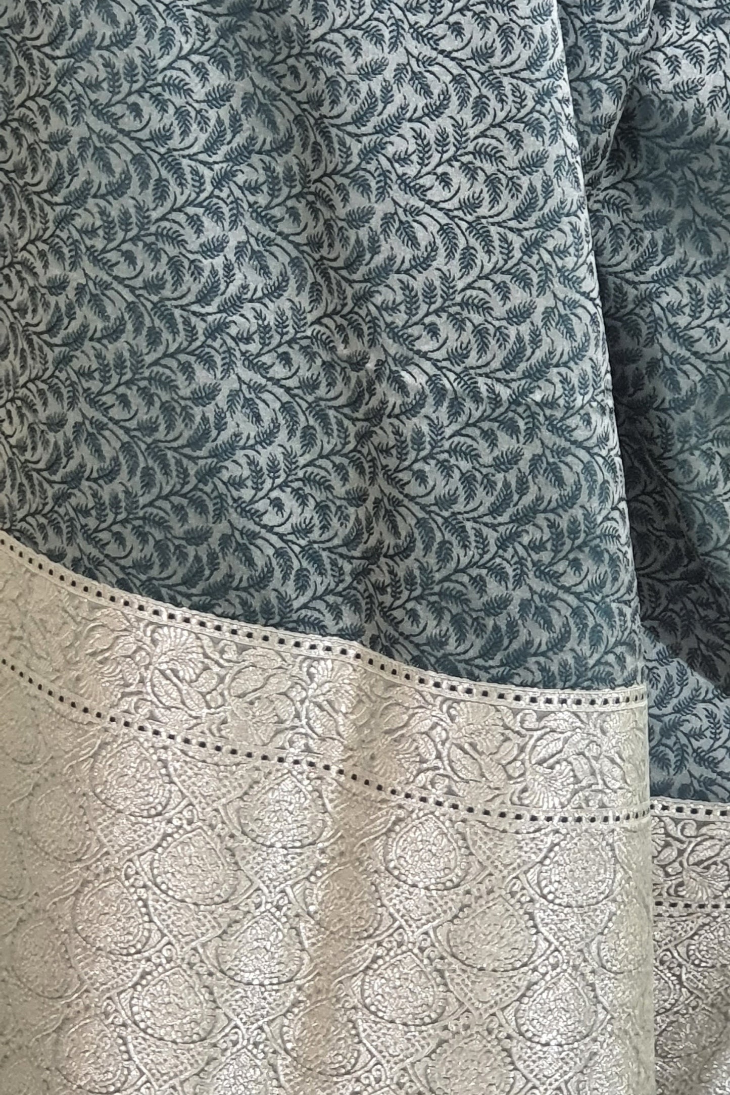 Pure handloom val kalam banarasi saree