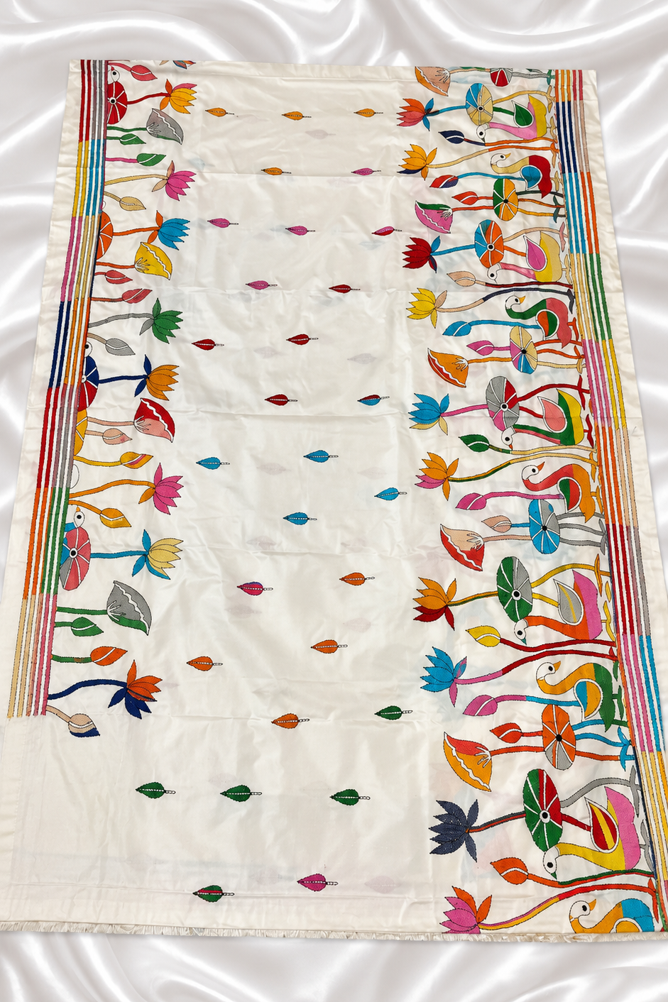 Pure_White_Handcrafted_Kantha_Embroidery_Saree