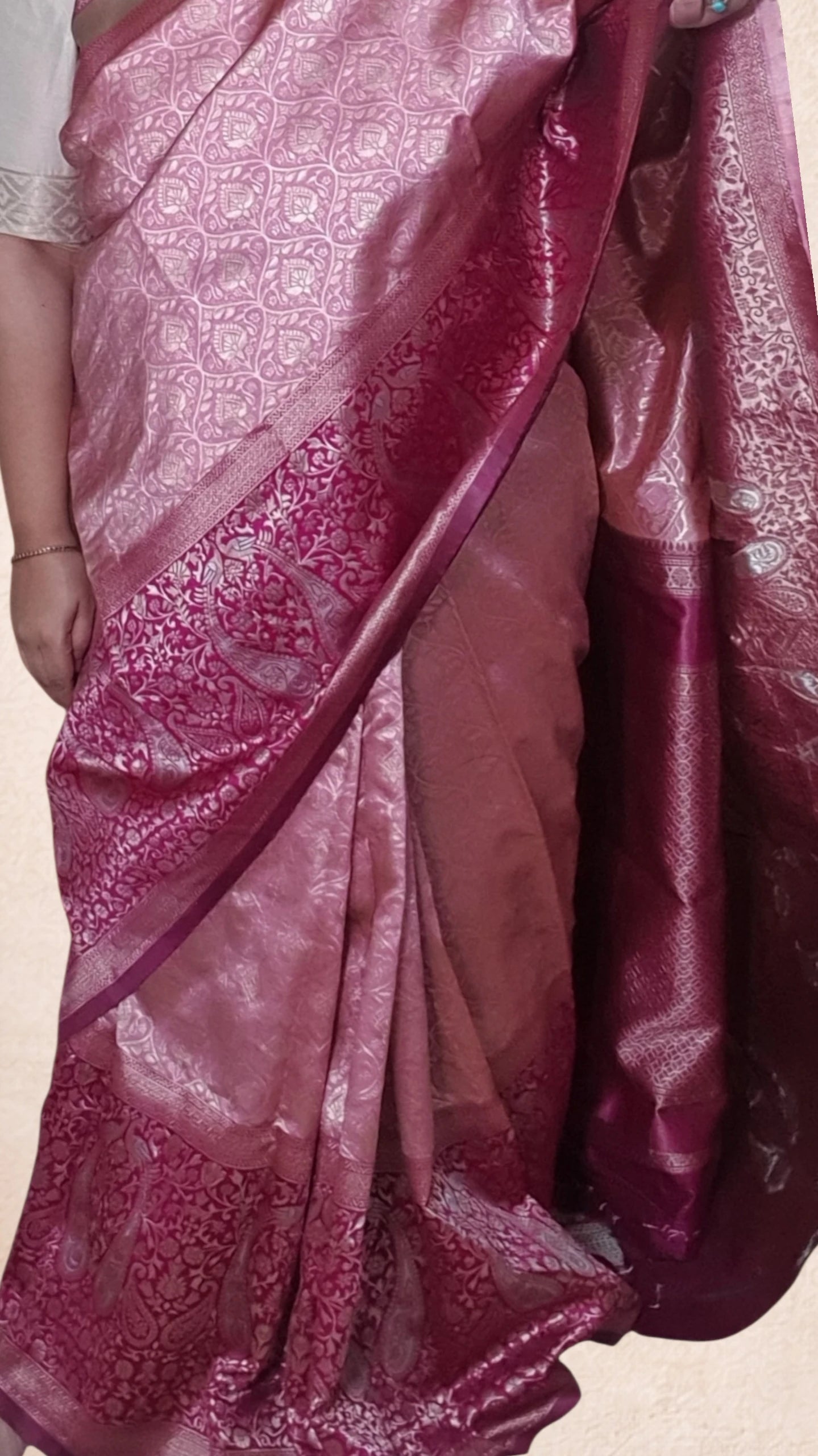 Weaved pink soft banarasi saree